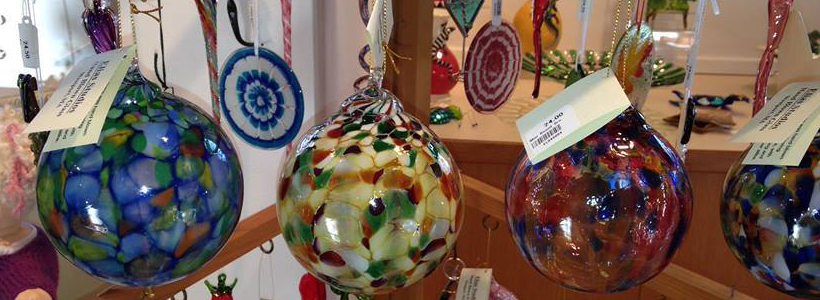 Volunteer and Give a Gift of Time to Brookfield Craft Center